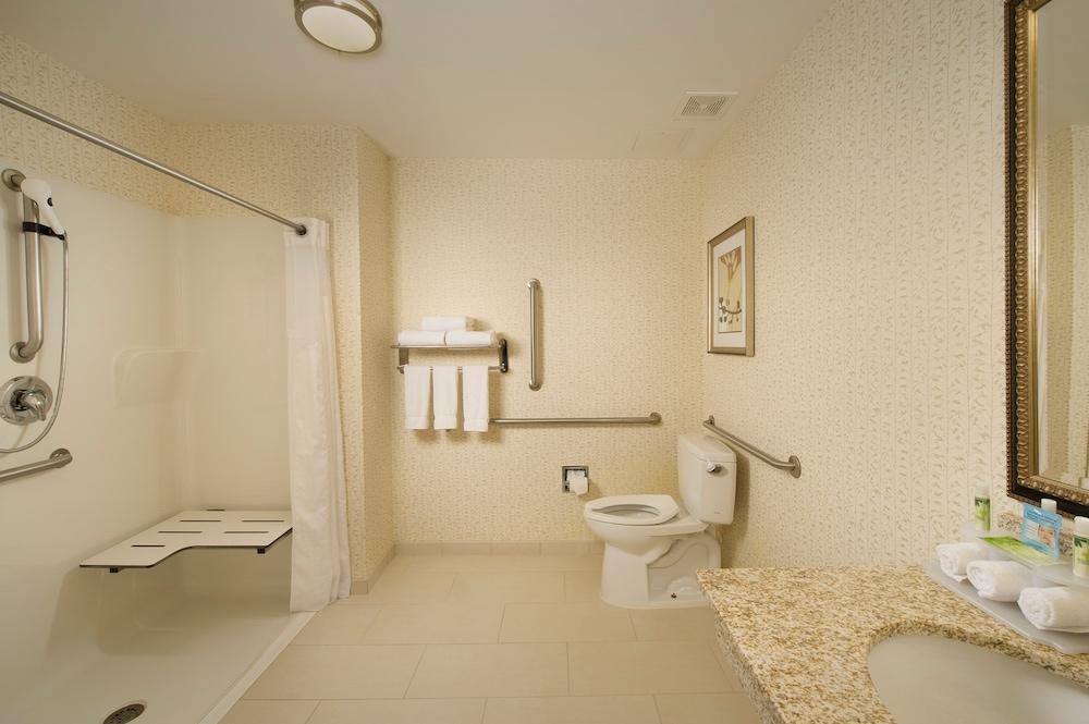 Holiday Inn Express & Suites Alexandria - Fort Belvoir By Ihg Экстерьер фото