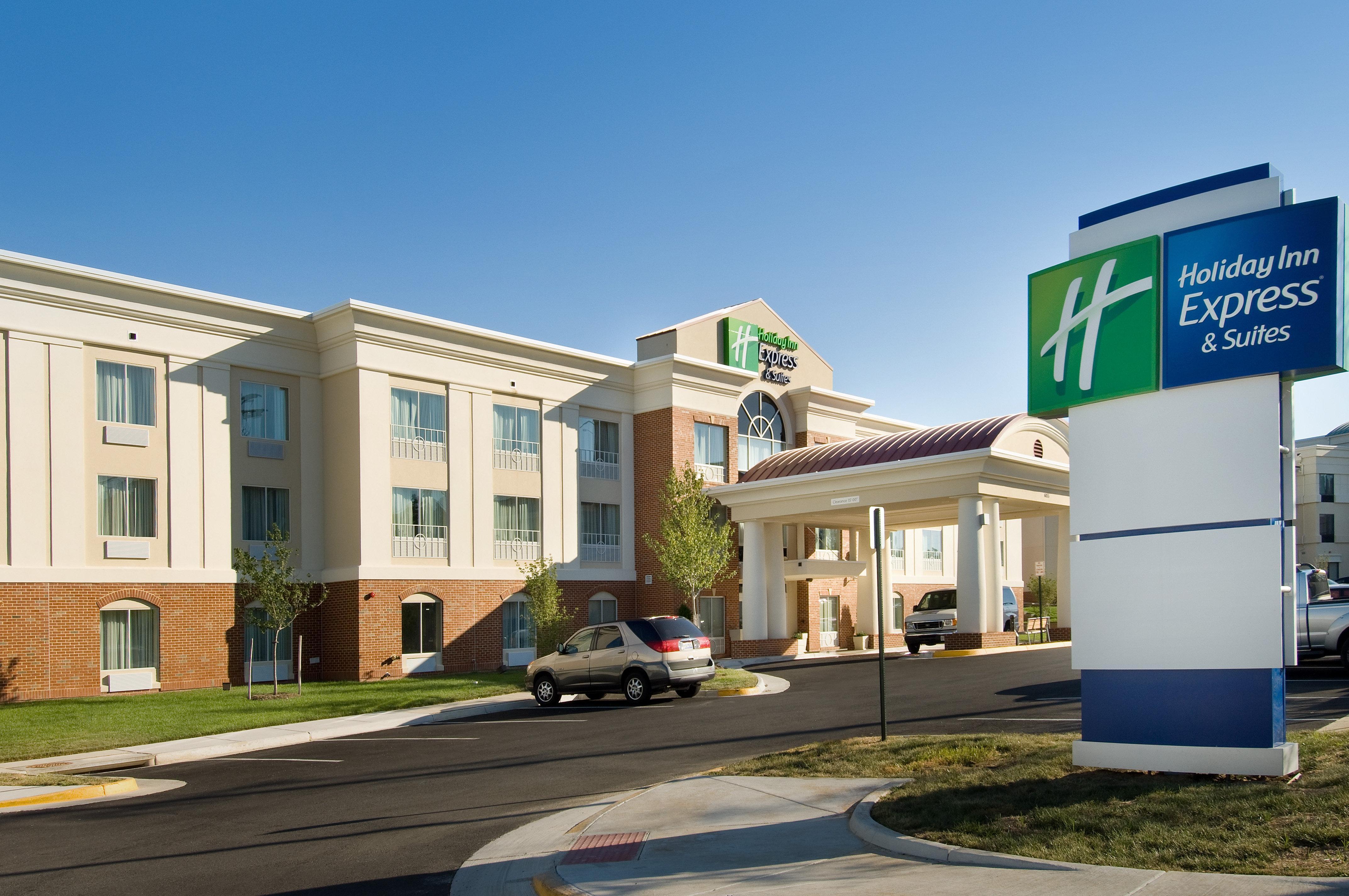 Holiday Inn Express & Suites Alexandria - Fort Belvoir By Ihg Экстерьер фото