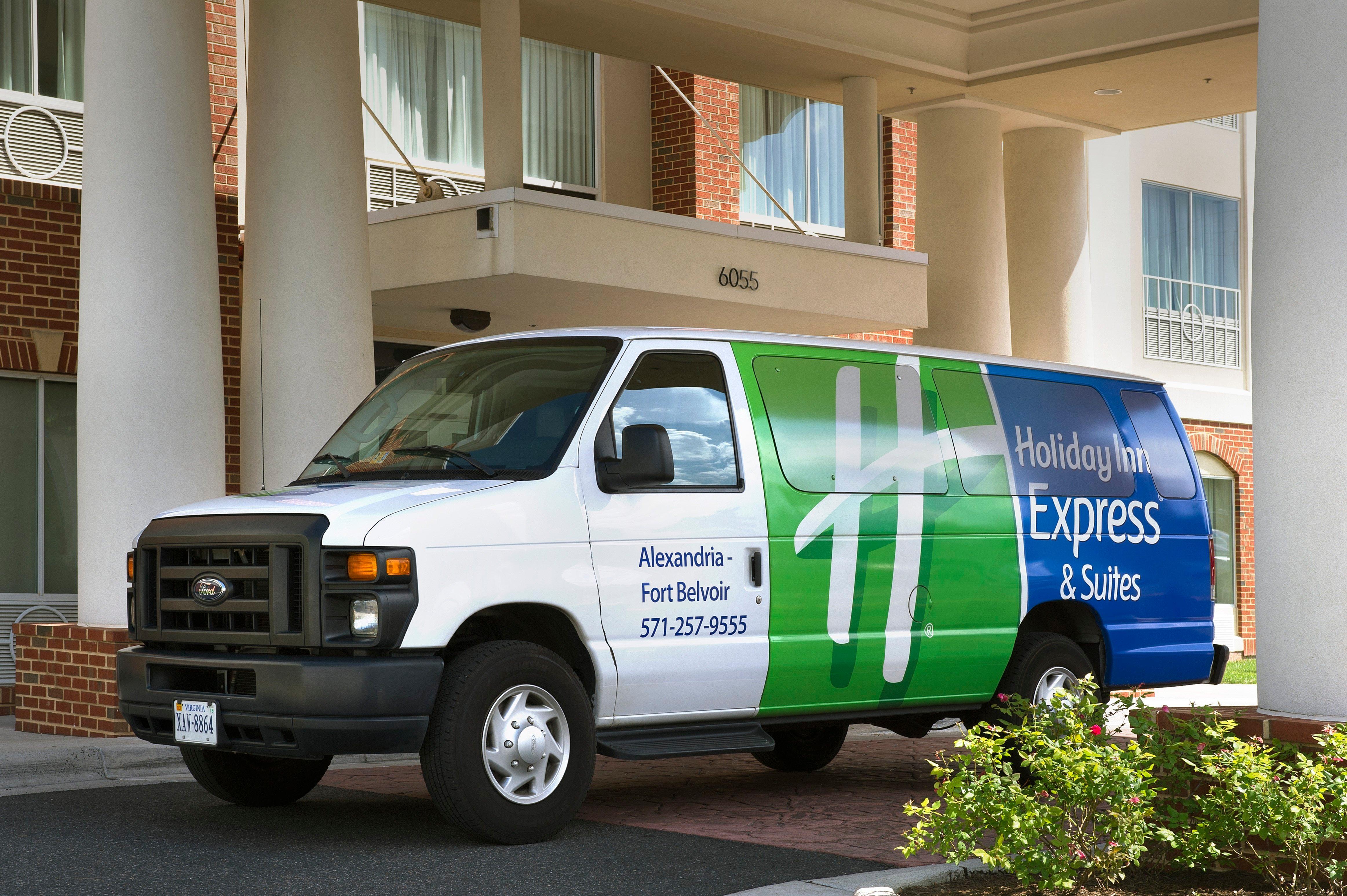 Holiday Inn Express & Suites Alexandria - Fort Belvoir By Ihg Экстерьер фото