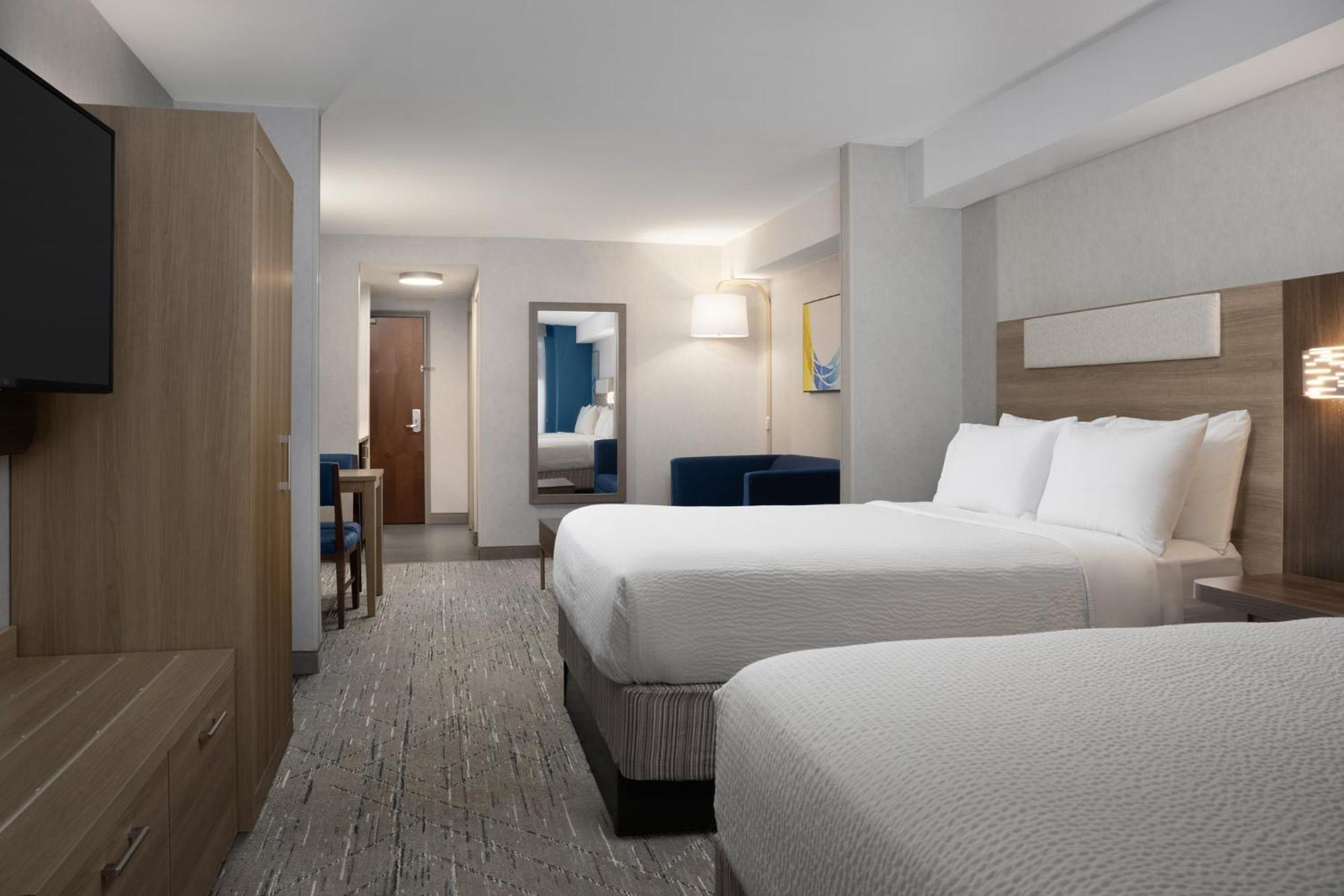 Holiday Inn Express & Suites Alexandria - Fort Belvoir By Ihg Экстерьер фото